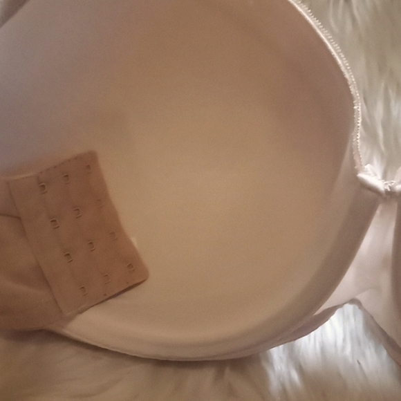 Cacique Nude Lace Covered Balconet Bra- 46DD - Picture 10 of 13